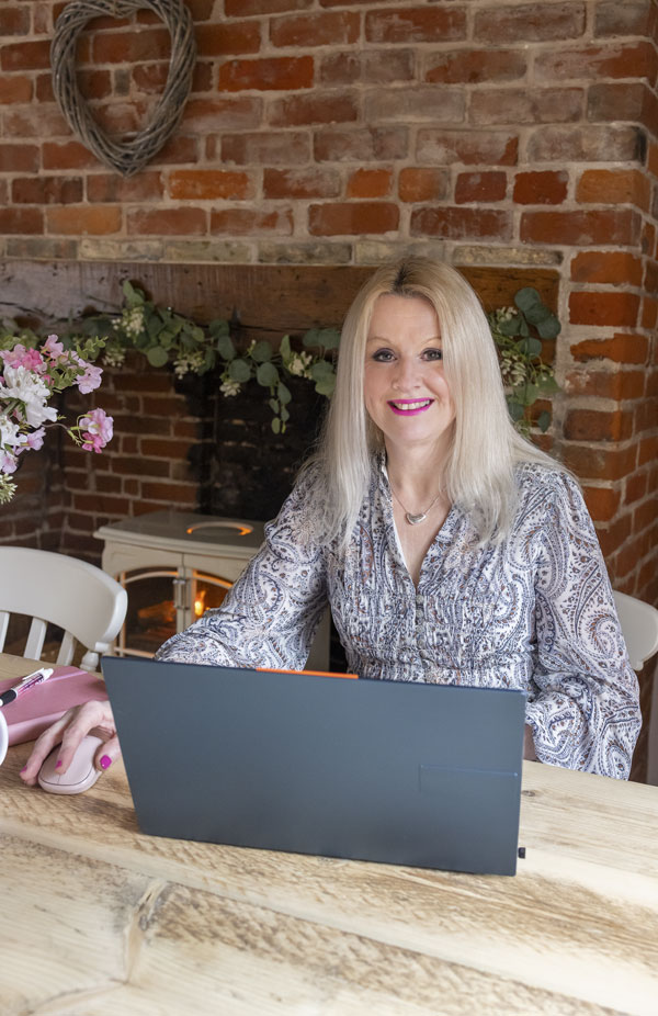 Sarah Hurn - PINC Virtual Assistant Sarah Hurn - PINC Virtual Assistant